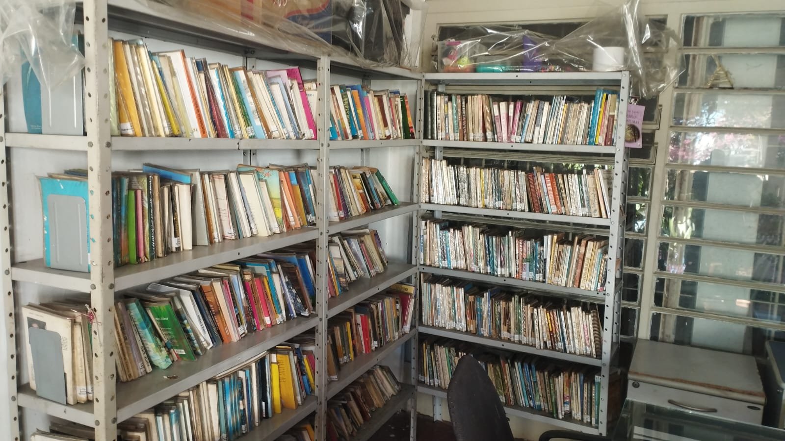 Biblioteca Circulante - Lar de Maria